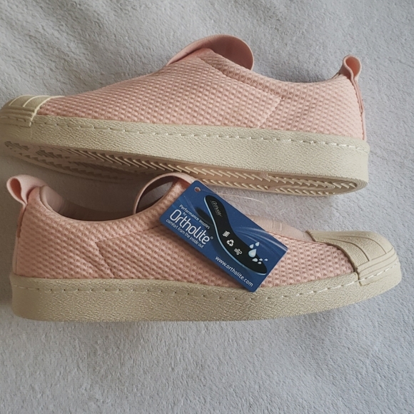 Adidas Slide on Sneakers NWT - Picture 2 of 4